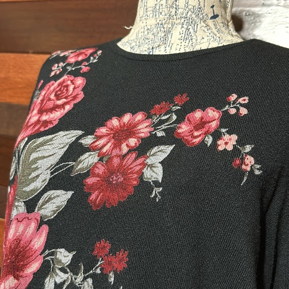 Fashion Bug Black Floral Sweater - Picture 6 of 9